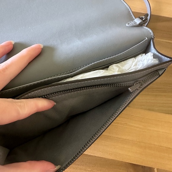 NWOT Coach Pebble Crossbody Wallet - Picture 8 of 9